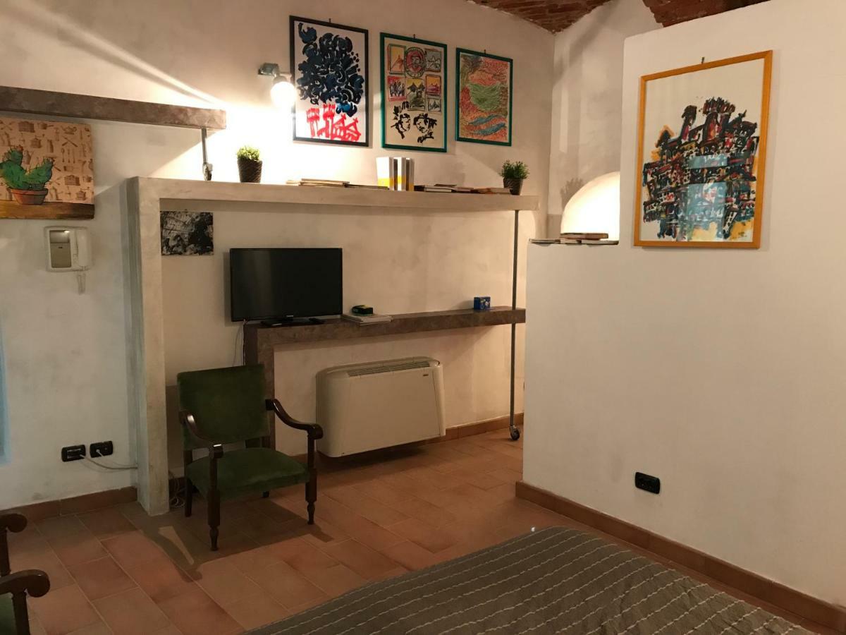 Hotel B&P La Gusteria Ivrea Esterno foto
